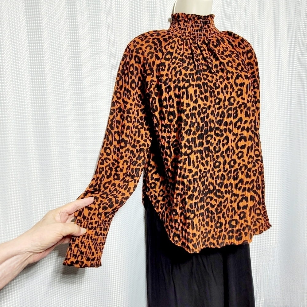 LOFT Burnt Orange Leopard Print Shirred Turtleneck Blouse Women's (XS)